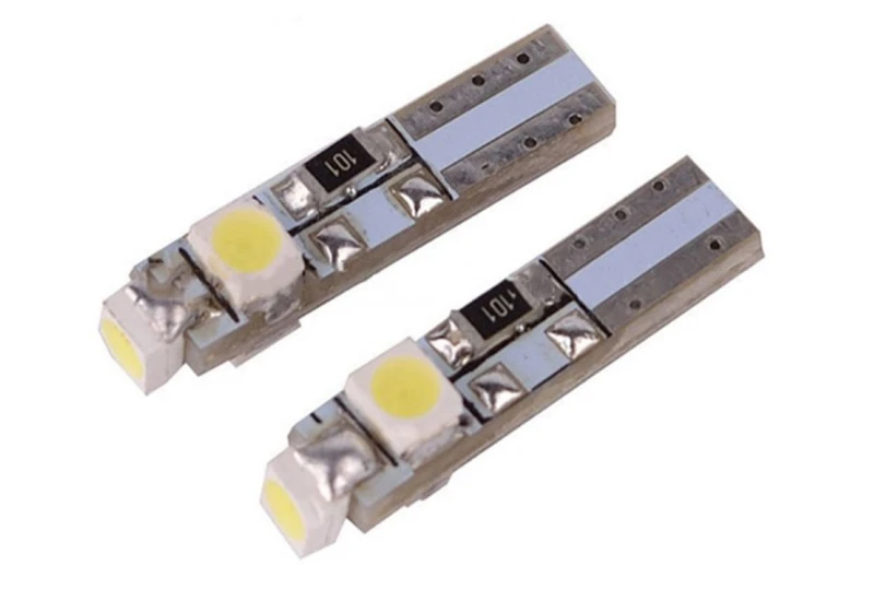 LED-Lampe T5 3528 3SMD zur Hintergrundbeleuchtung des Armaturenbretts - Weiß mit einem Hauch Blau 2 Stk für das Auto