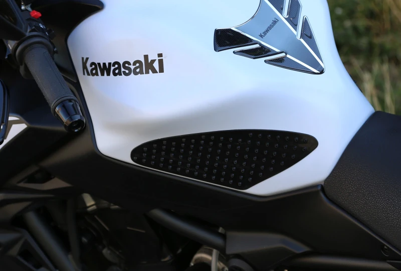 Tank-Rutschschutz UN2 Kawasaki Z650 schwarz