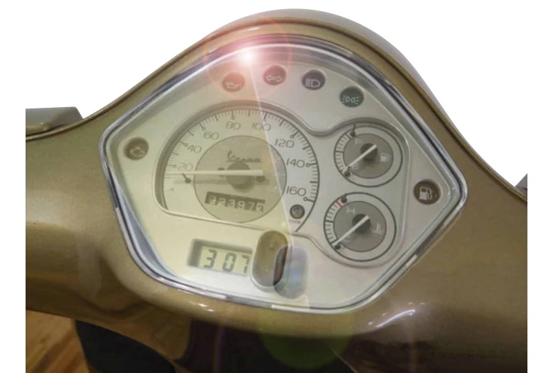SEFIS Tacho-Display Schutzfolie Vespa GTS 2014-2016 für Motorrad